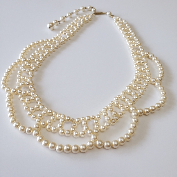 Avon Necklace 1987 Book Piece Pearl Lace Collar Bride Pearls Necklace - Picture 3 of 4